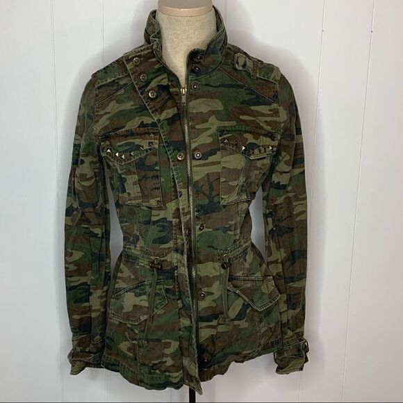 Camo Jacket Anthropologie White Crow Trendy Camouflage Studded Utility Size XS - Picture 1 of 7